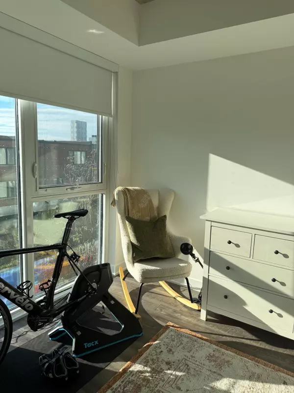 Toronto E01, ON M4M 0E7,25 Baseball PL #206