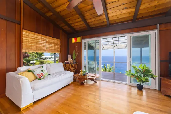 36-2370 PUALAEA PL, Laupahoehoe, HI 96764