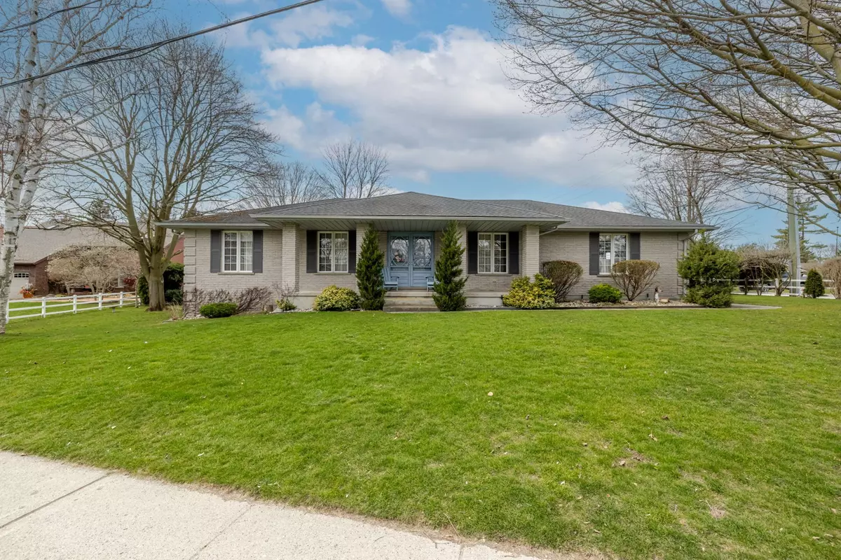 Strathroy-caradoc, ON N7G 3P2,196 Hull RD