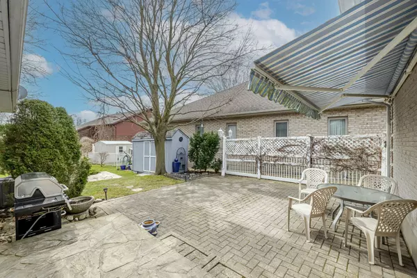 Strathroy-caradoc, ON N7G 3P2,196 Hull RD