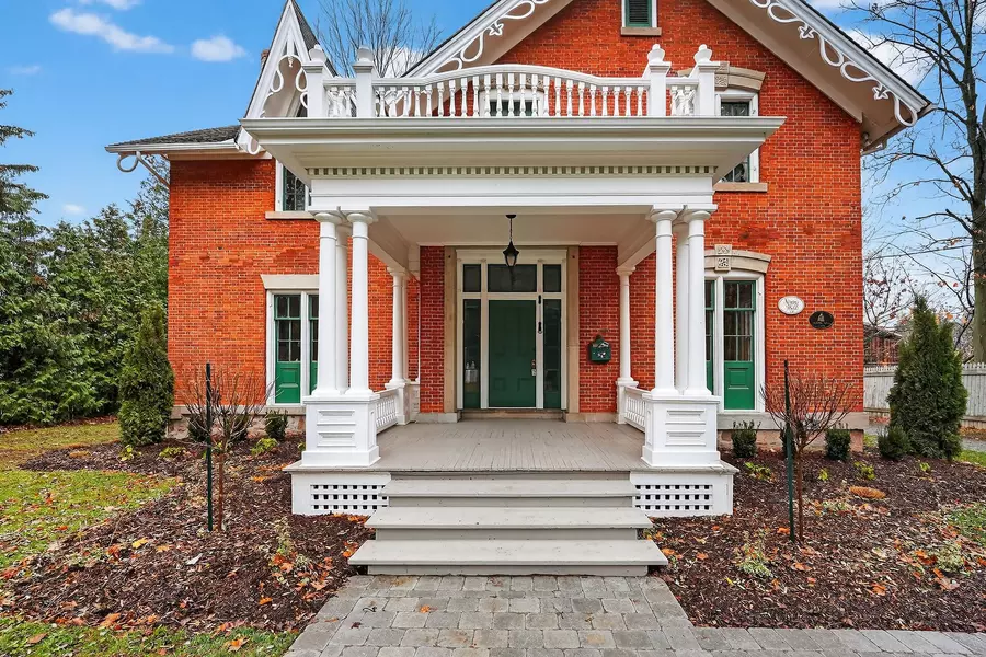 262 Main ST W, Grimsby, ON L3M 1S4