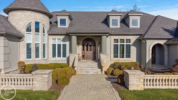 4575 Hidden Glen CIR, Oakland Twp, MI 48306