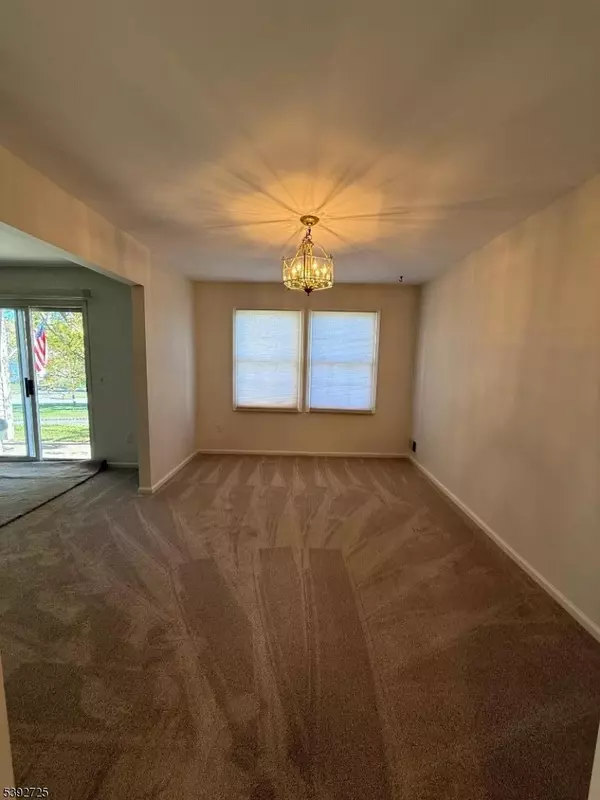 Independence Twp., NJ 07840,5111 Austin Ct #11