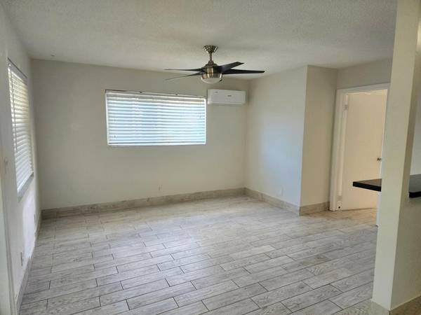 Fort Lauderdale, FL 33315,340 SW 16th Ct #1
