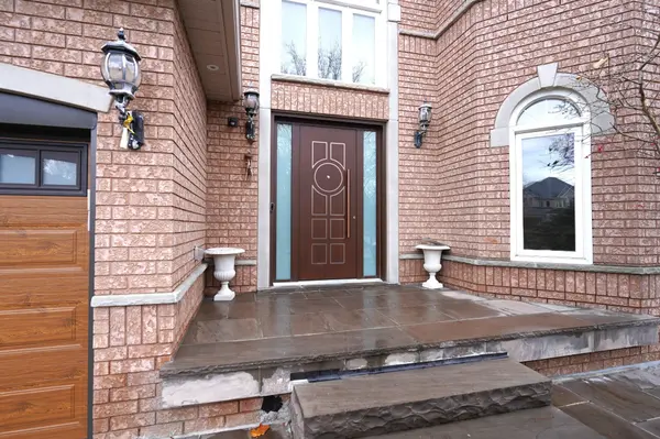 Vaughan, ON L4L 8W4,3 Village Green DR