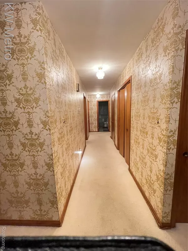 Southfield, MI 48075,17318 Westover RD