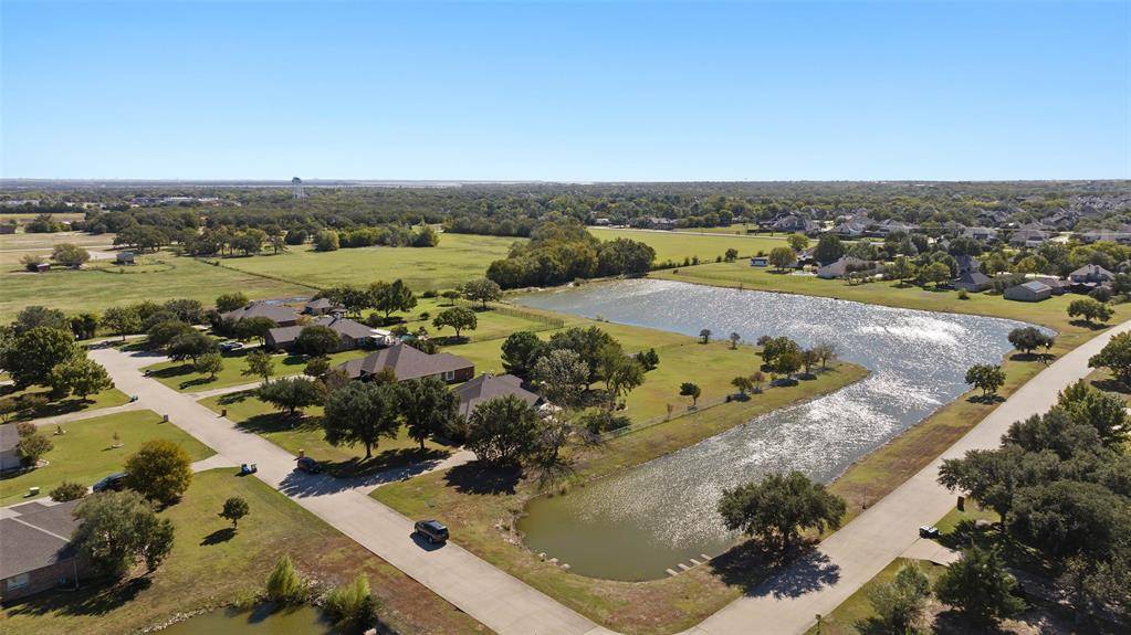 100 Island Circle, Shady Shores, TX 76208