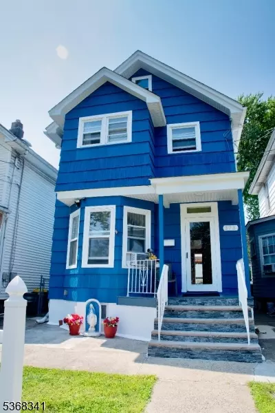 373 Hickory St, Kearny Town, NJ 07032