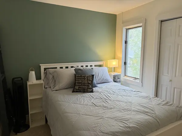 Collingwood, ON L9Y 5B4,439 Oxbow CRES