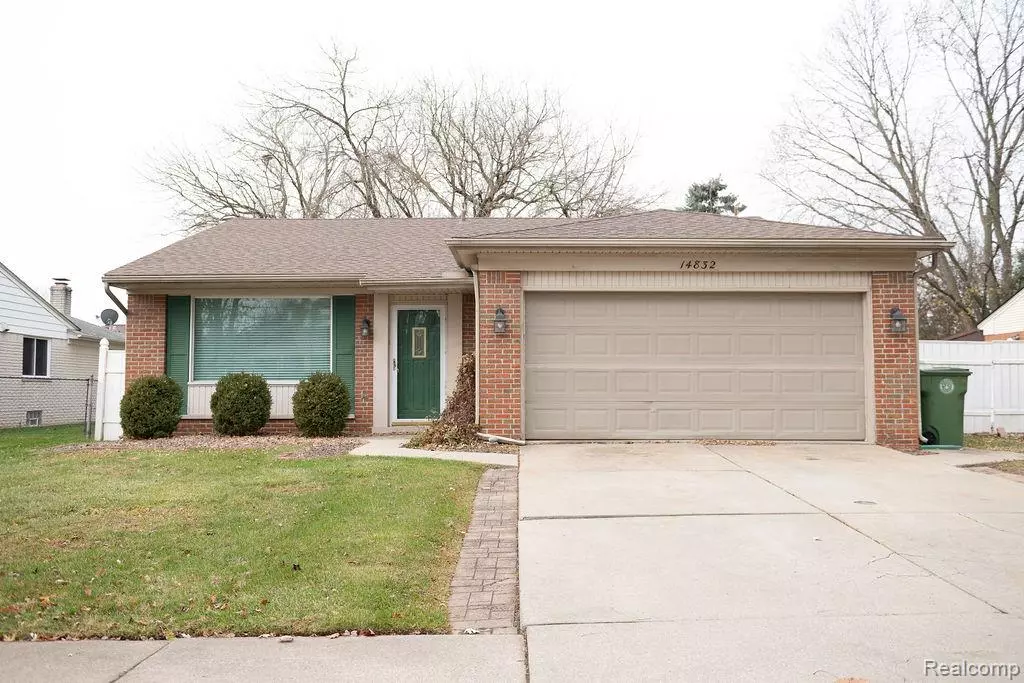 Southgate, MI 48195,14832 Forest ST