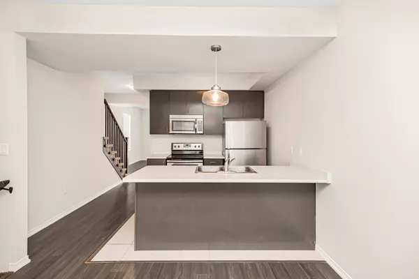 Lincoln, ON L0R 1B2,5038 Serena DR E