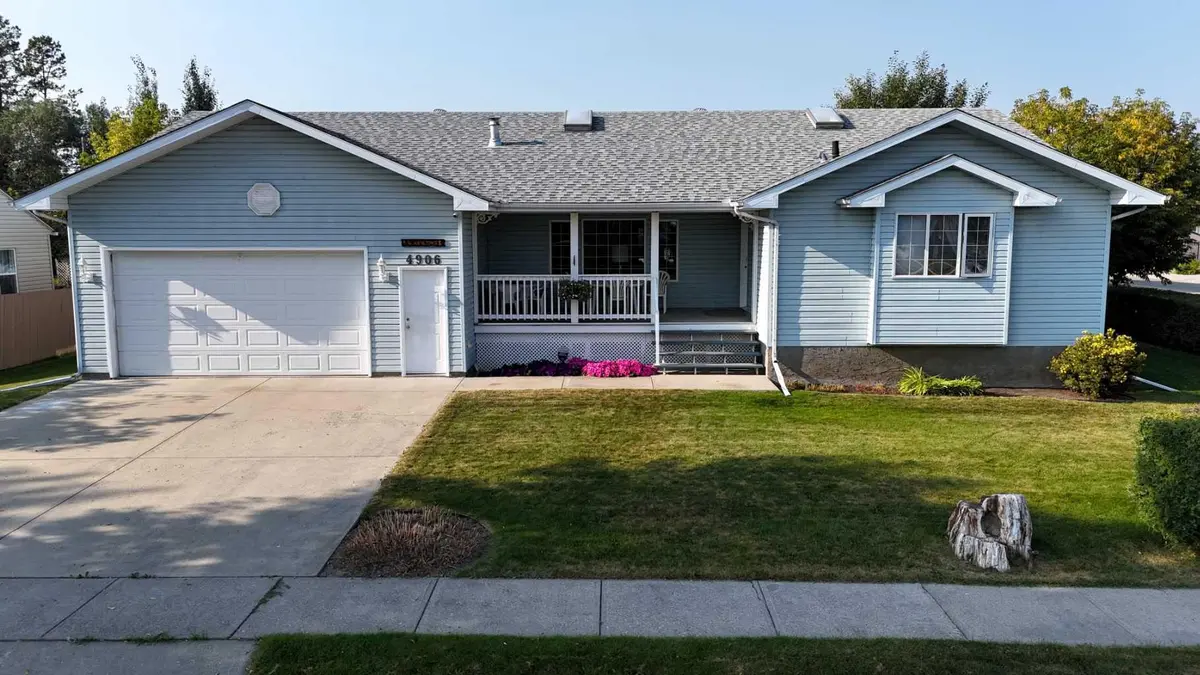 Edson, AB T7E 1K8,4906 8 AVENUE