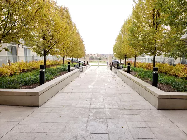 Markham, ON L6C 0V5,28 Prince Regent ST #301