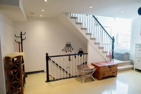 Clarington, ON L1E 1S8,1663 Nash RD #D-7