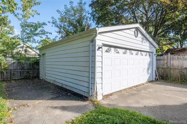 Flint, MI 48506,2605 Nebraska AVE