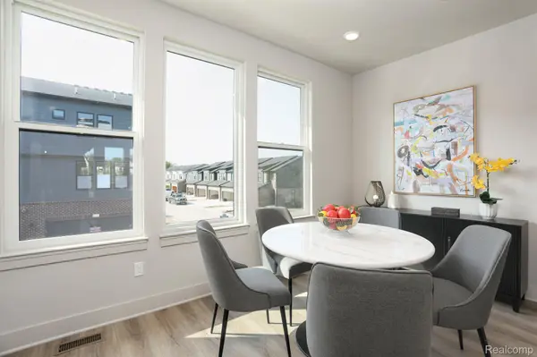 Ann Arbor, MI 48103,2125 Evergreen LN #30