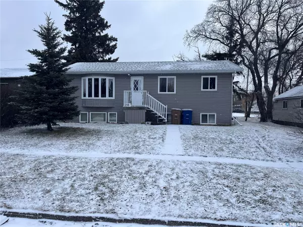 218 1st STREET NW, Wadena, SK S0A 4J0