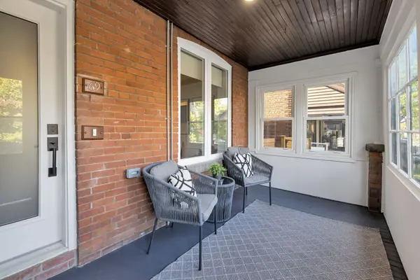 Toronto W03, ON M6H 2L2,69 Peterborough AVE