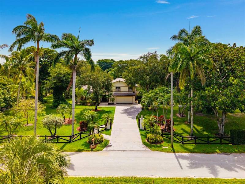 6556 NW 87th Ave, Parkland, FL 33067