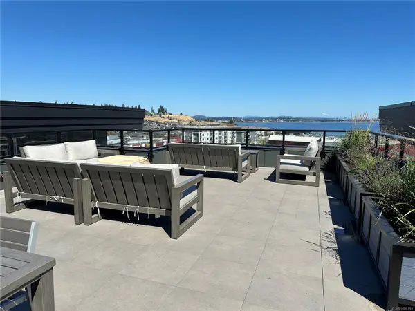 Colwood, BC V9C 0V3,3564 A Ryder Hesjedal Way #102