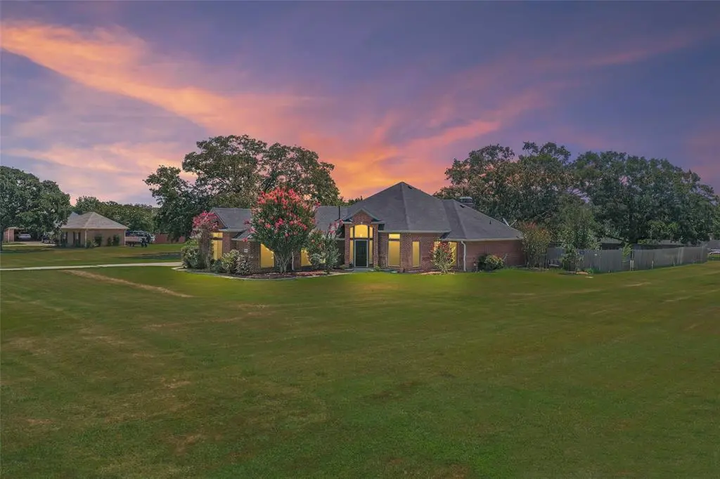 Kaufman, TX 75142,1082 Oak Bend Drive