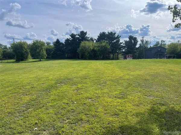 Bruce, MI 48065,69225 Lake Point CT