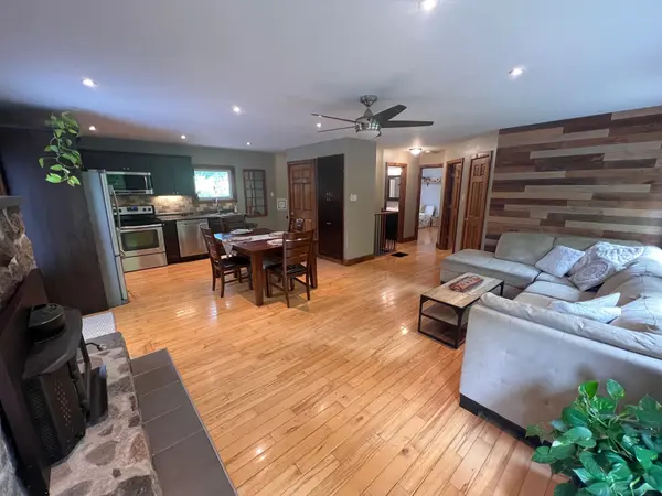 Otonabee-south Monaghan, ON K0L 1B0,86 Scriven RD