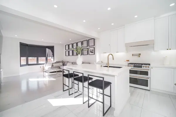 Vaughan, ON L4H 5C5,61 Bellefond ST