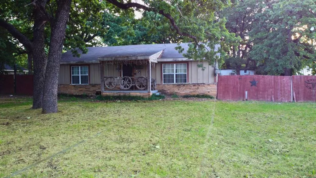 Fort Worth, TX 76112,2404 Handley Drive