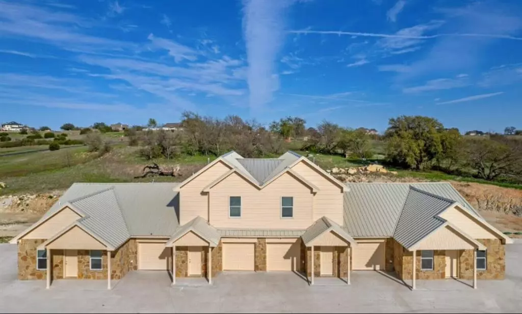 Weatherford, TX 76087,121 Winners Circle #102