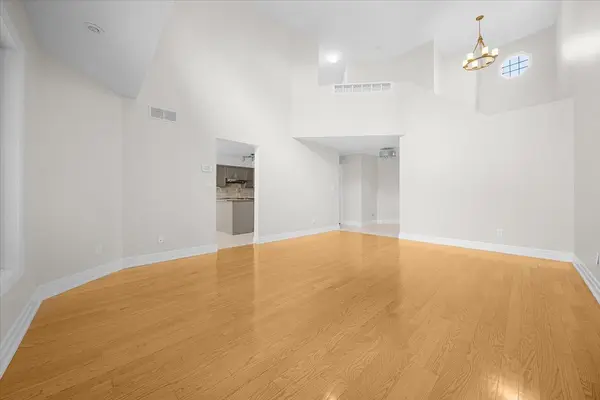 Kitchener, ON N2P 2K8,69 Candle CRES