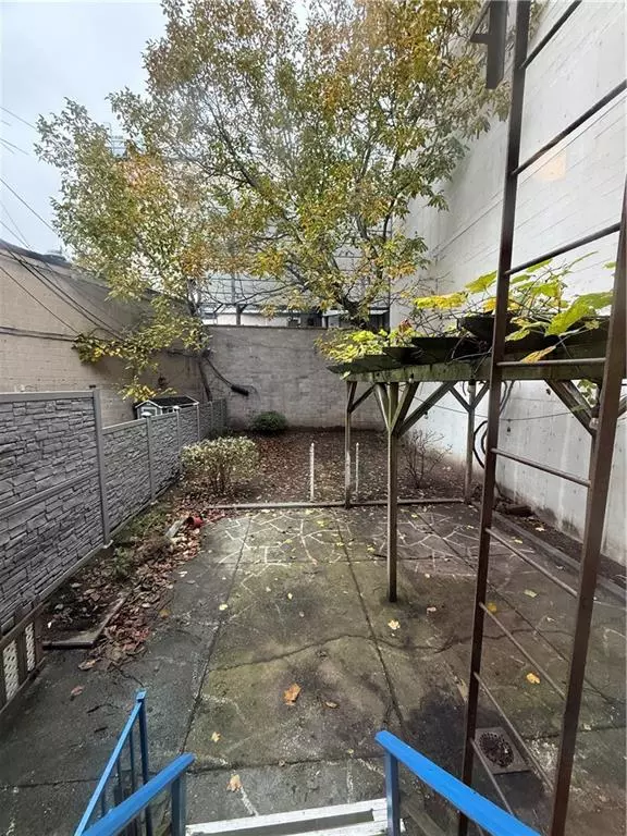 Brooklyn, NY 11209,413 88th ST