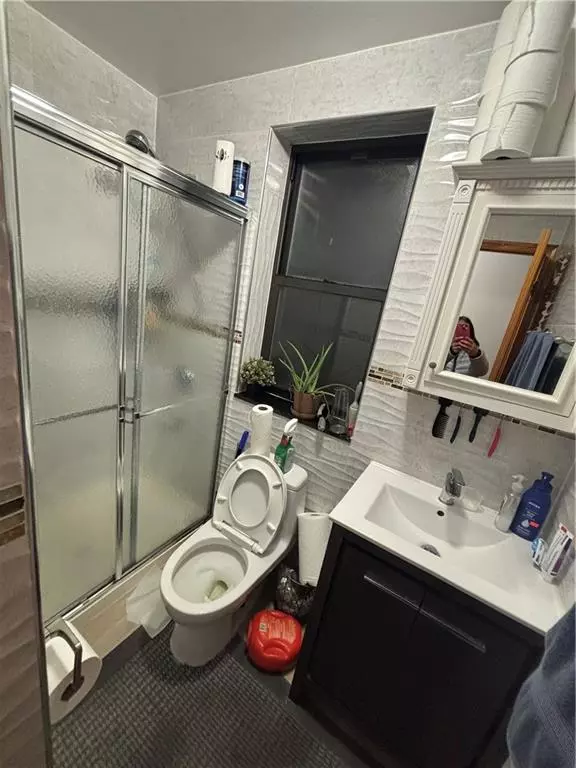 Brooklyn, NY 11209,561 83rd ST