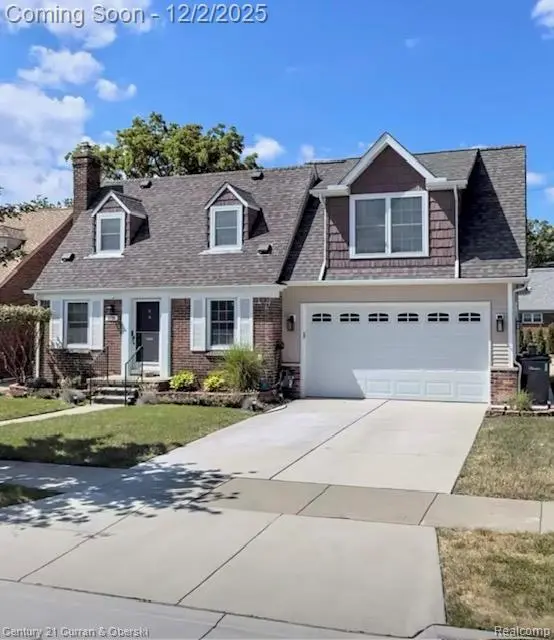 22928 Arlington ST, Dearborn, MI 48128