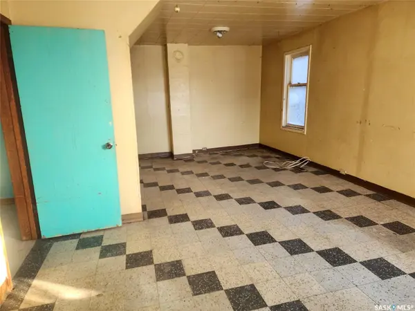 Regina, SK S4N 3J1,845 EDGAR STREET