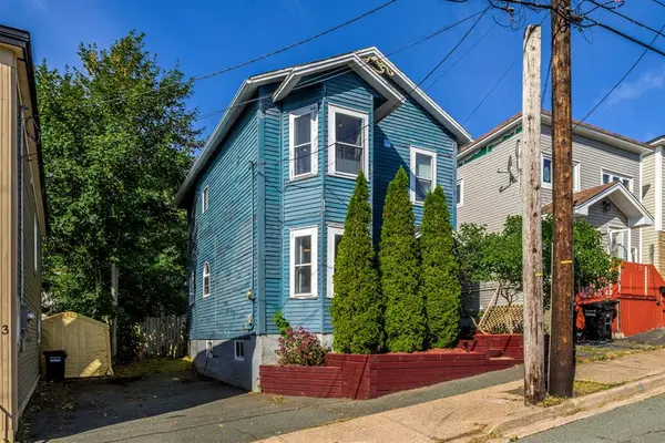 5 Mount Royal Avenue, St. John's, NL A1C 5E5