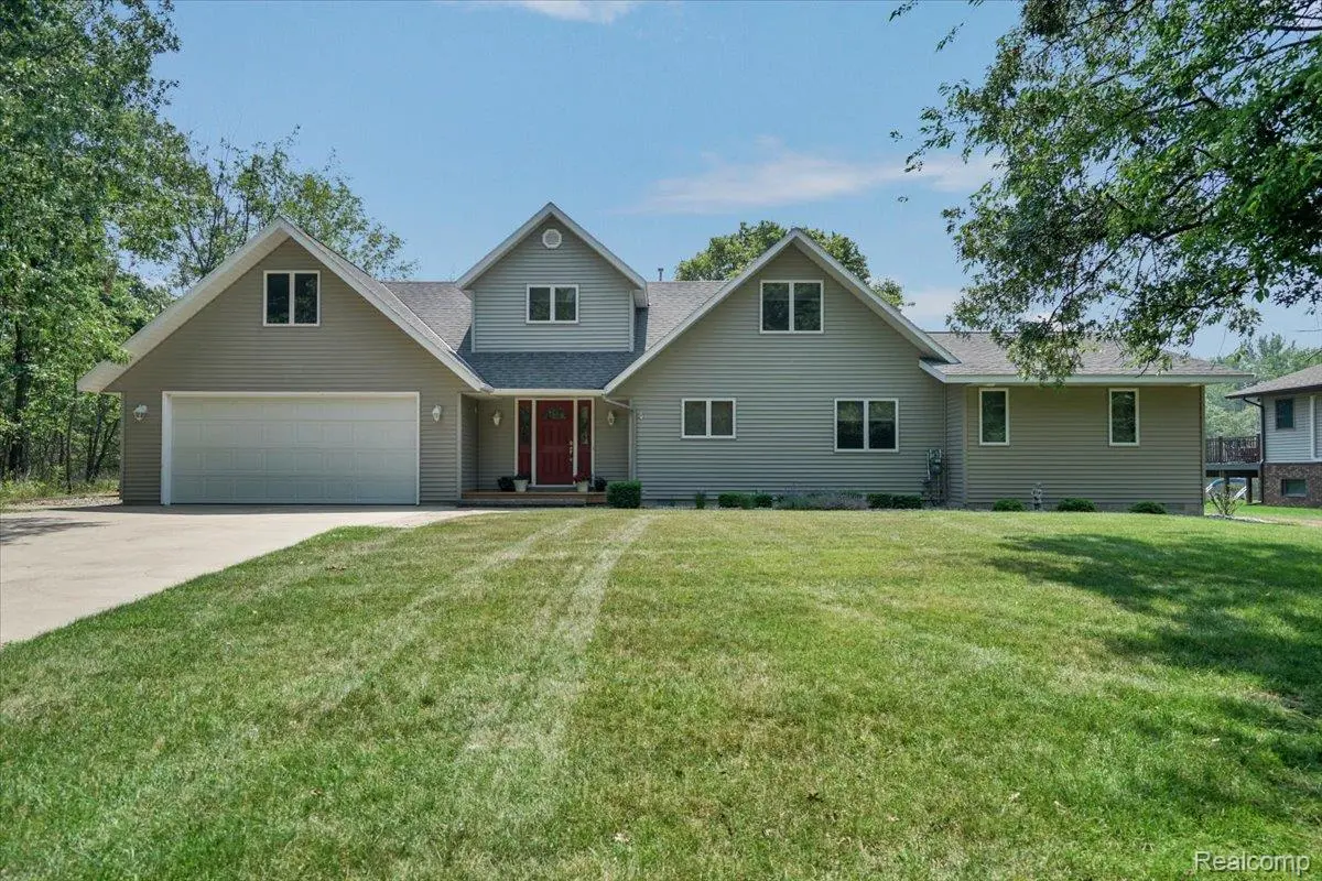 Sand Point, MI 48755,9683 Shore DR