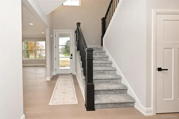 Lake Orion, MI 48360,486 Green Hill LN