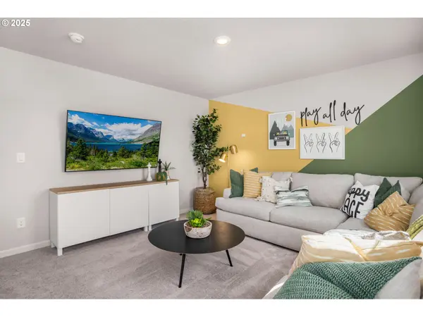 North Plains, OR 97133,31075 NW YORKSHIRE ST