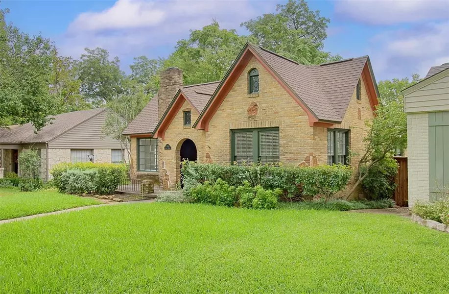 7010 Vivian Avenue, Dallas, TX 75223