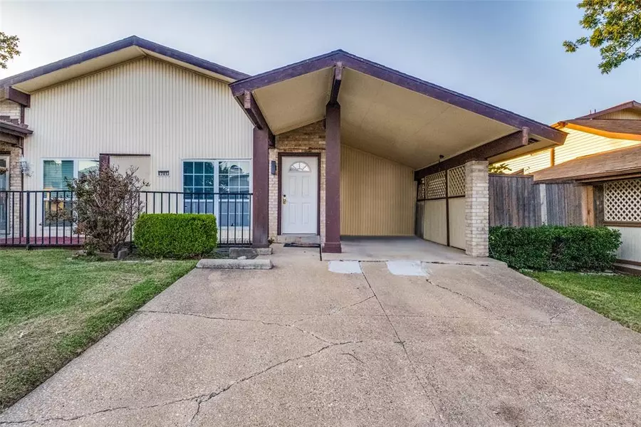 705 Valiant Circle, Garland, TX 75043