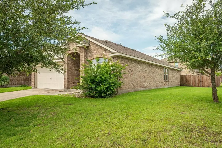 3213 Elam Drive, Anna, TX 75409