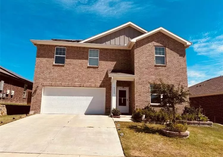 5400 Northfield Drive, Fort Worth, TX 76179