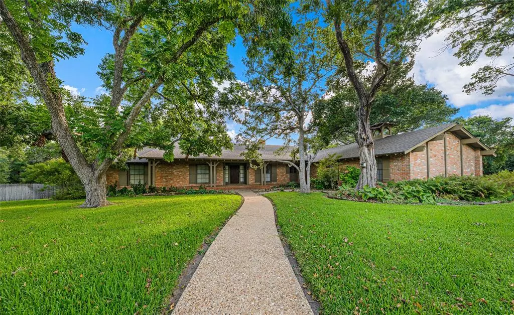 Waco, TX 76710,3010 Inverness Drive