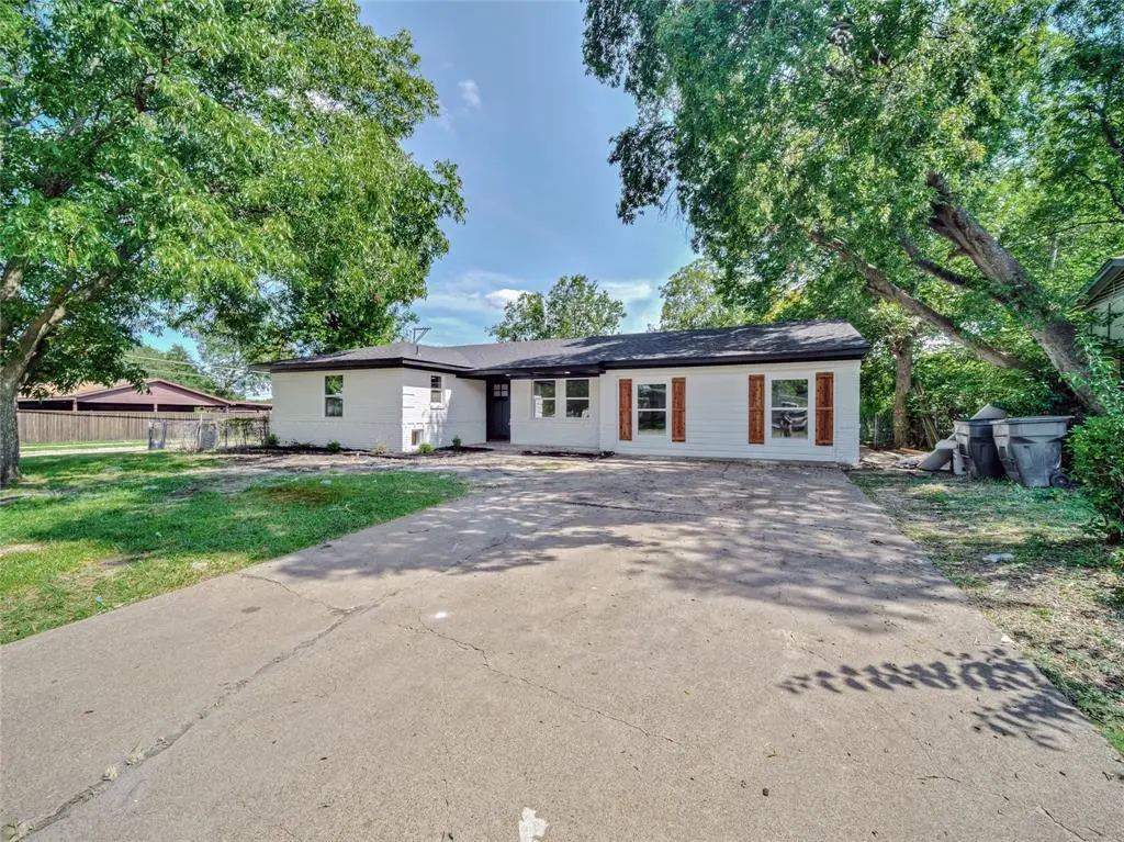 806 Ivywood Drive, Dallas, TX 75232