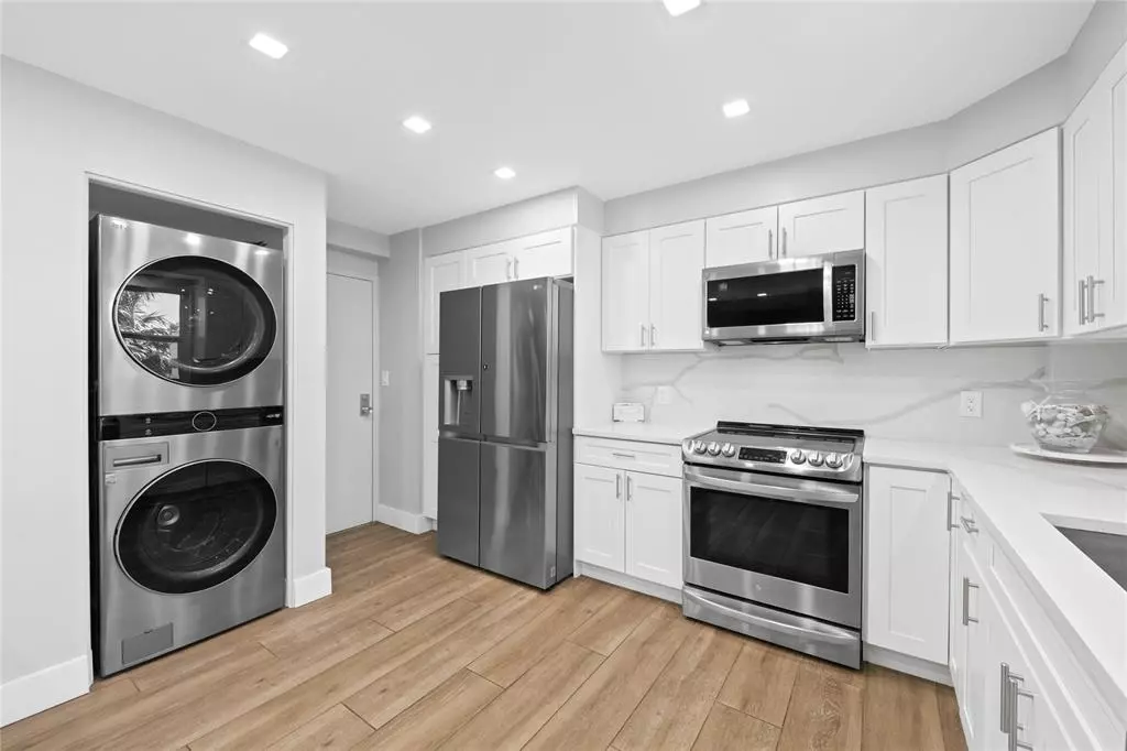 Fort Lauderdale, FL 33308,3500 Galt Ocean Dr #109