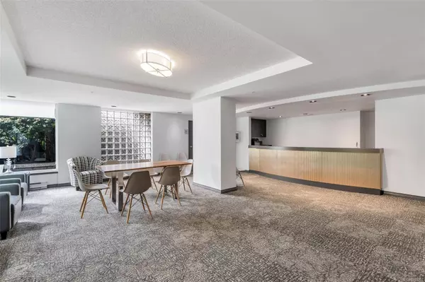 Victoria, BC V8V 4Y4,1020 View St #1006