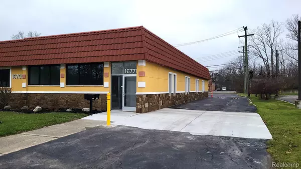 Livonia, MI 48154,16771 MIDDLEBELT RD