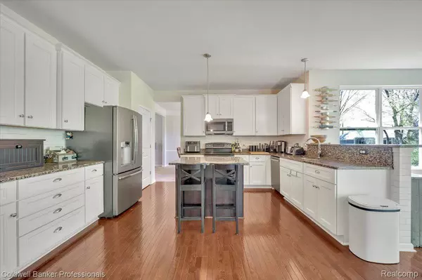 Oxford, MI 48371,1060 TINLEY BLVD