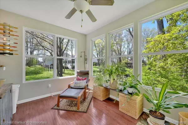 Oxford, MI 48371,1060 TINLEY BLVD